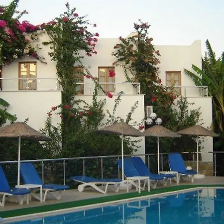 Filis Hotel 2*