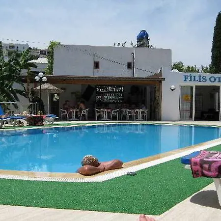 Hotel Filis 2*